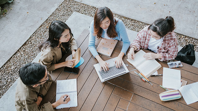 BELAJAR SENANG MANAJEMEN 2022